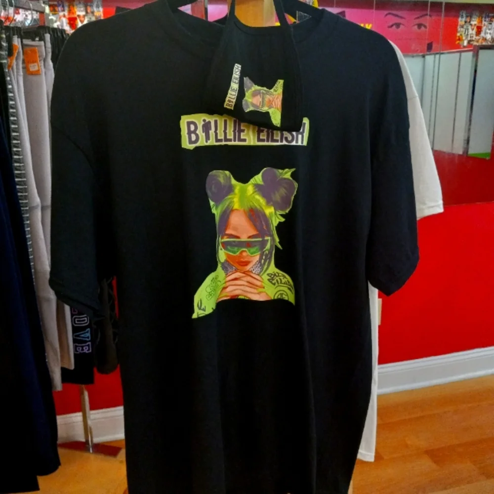 Brand New Billy Eilish Matching shirt and face mask - Picture 1 of 1